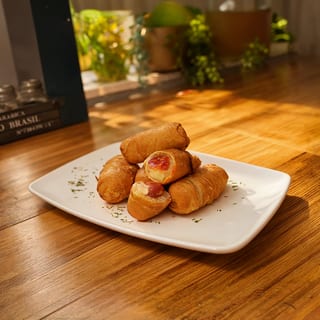 Tequeños with Guava and Cheese (5 units)
