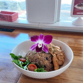 Quinoa Bowl